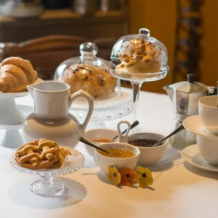 La Casa Sui Tetti 3*