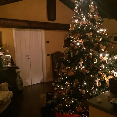 La Casa Sui Tetti Bed & Breakfast Novi Ligure